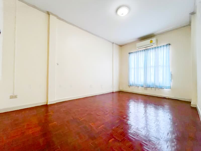 Busarin Ramintra, Bangkok, Soi Phraya Suren 40, Sam Wa Tawan Tok, Khlong Sam Wa, Bangkok, 3 Bedrooms, 72 sqm, Townhouse For Sale, by Suradej Arunsurosn, 500485715 - DDproperty.com