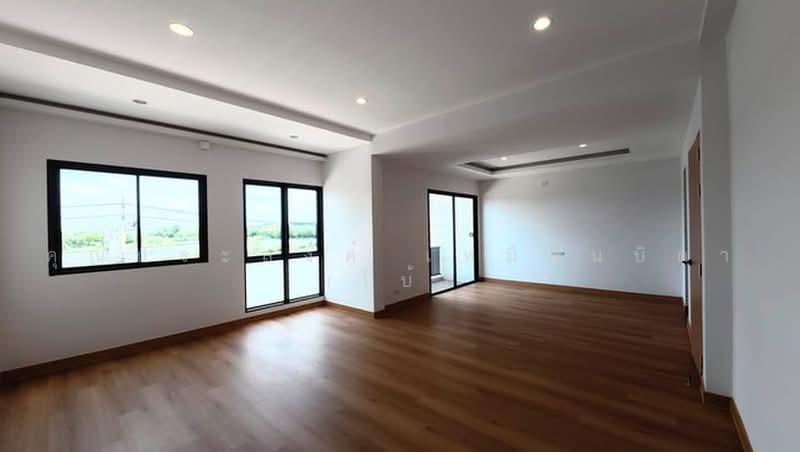 THE ERIN Prachauthit 90 ถ.ประชาอุทิศ90-บ้านคลองสวน ซ.ประชาอุทิศ 90 ต.บ้านคลองสวน อ.พระสมุทรเจดีย์, สมุทรปราการ, บ้านคลองสวน, พระสมุทรเจดีย์, สมุทรปราการ, 403 ตร.ม., Shophouse ขาย, โดย คุณประสงค์ เหมือนบิดา (โบ้), 500485717 - DDproperty.com