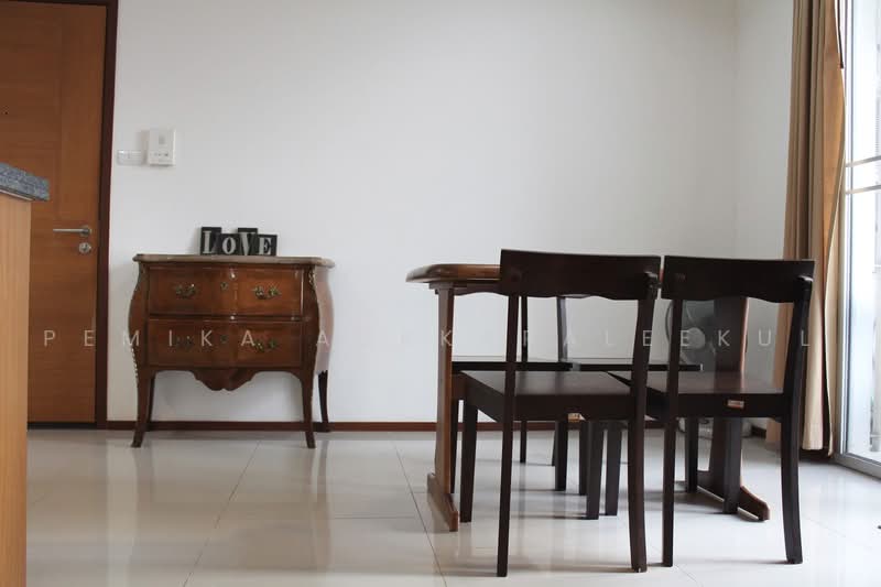 Villa Sathorn, Bangkok, 5 KrungThonBuri Road, Khlong Ton Sai, Khlong San, Bangkok, 1 Bedroom, 57 sqm, Condo For Sale, by Pemika Aukkaraleekul, 500485718 - DDproperty.com