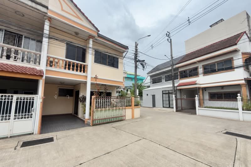 หมู่บ้านปรางทิพย์, Bangkok, ลาดพร้าว, Khlong Chaokhun Sing, Wang Thonglang, Bangkok, 3 Bedrooms, 140 sqm, Townhouse For Sale, by สง่าชัย ไทรทองคำ, 500485741 - DDproperty.com