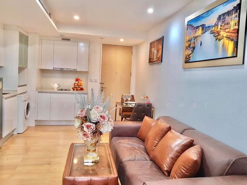 Collezio Sathorn-Pipat, Bangkok, 41 Soi Pipat 1 Silom Road, Silom, Bang Rak, Bangkok, 1 Bedroom, 45 sqm, Condo For Rent, by Nisakorn Wingwat, 500485756 - DDproperty.com