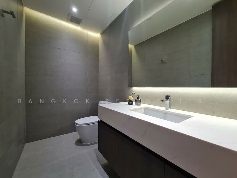 Raveevan Space, Bangkok, Soi Sukhumvit 39, Khlong Tan Nua, Watthana, Bangkok, 3 Bedrooms, 270 sqm, Apartment For Rent, by Bangkok Residential, 500485794 - DDproperty.com