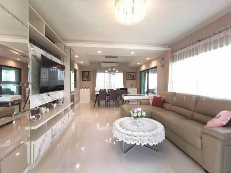Mantana Bangna Km.7, Samut Prakan, 68 Bangna-Trad Road, Bang Kaeo, Bang Plee, Samut Prakan, 4 Bedrooms, 185 sqm, Single Detached House For Rent, by Manapong Phromphitak, 500485814 - DDproperty.com