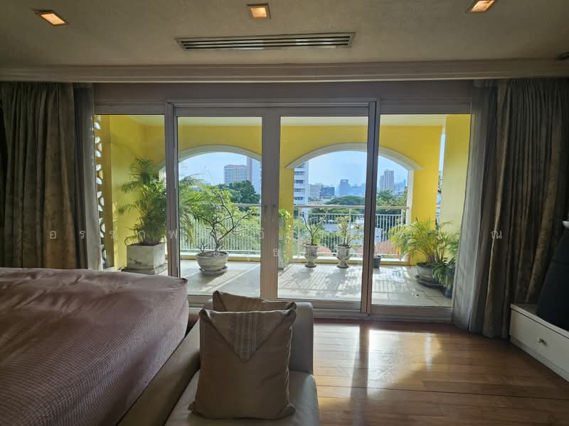 Silver Heritage, Bangkok, 96 Soi Sukhumvit 38, Phra Kanong, Khlong Toei, Bangkok, 4 Bedrooms, 502 sqm, Condo For Sale, by Attnapol Issarangul Na Ayudhya, 500485821 - DDproperty.com