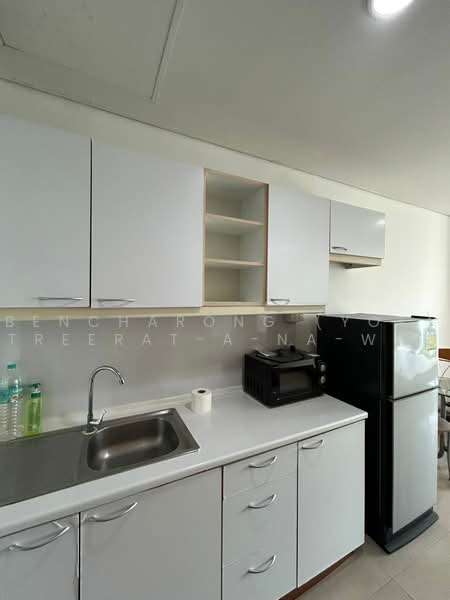 Lumpini Park View, Bangkok, Rama 4, Thung Maha Mek, Sathon, Bangkok, 1 Bedroom, 36 sqm, Condo For Rent, by Bencharong (Yok) Treerat-a-na-wat, 500485832 - DDproperty.com