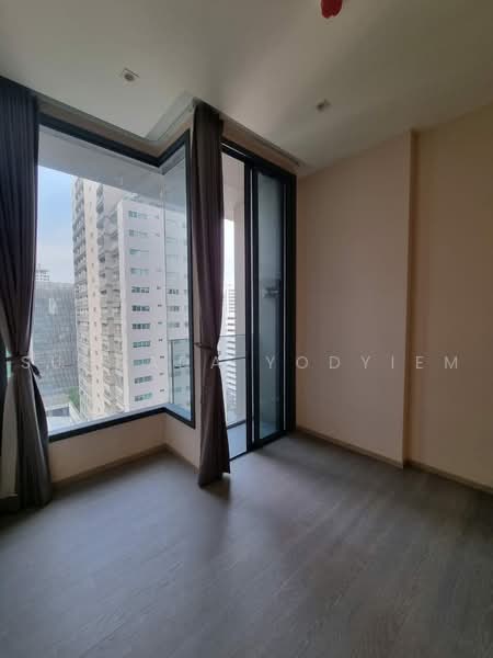 The Esse Asoke, Bangkok, 333 Soi Sukhumvit 21, Sukhumvit Road, Khlongtoei Nua, Watthana, Bangkok, 1 Bedroom, 37 sqm, Condo For Sale, by Suchada Yodyiem, 500485837 - DDproperty.com