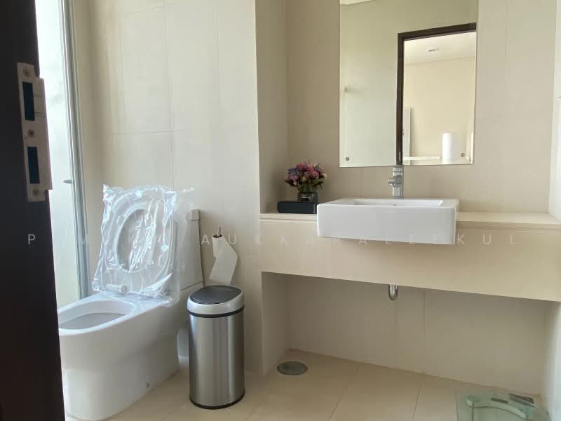 Le Luk Condominium, Bangkok, 1599 291 Sukhumvit Rd, Phra Kanong Nua, Watthana, Bangkok, Studio, 40 sqm, Condo For Sale, by Pemika Aukkaraleekul, 500485846 - DDproperty.com