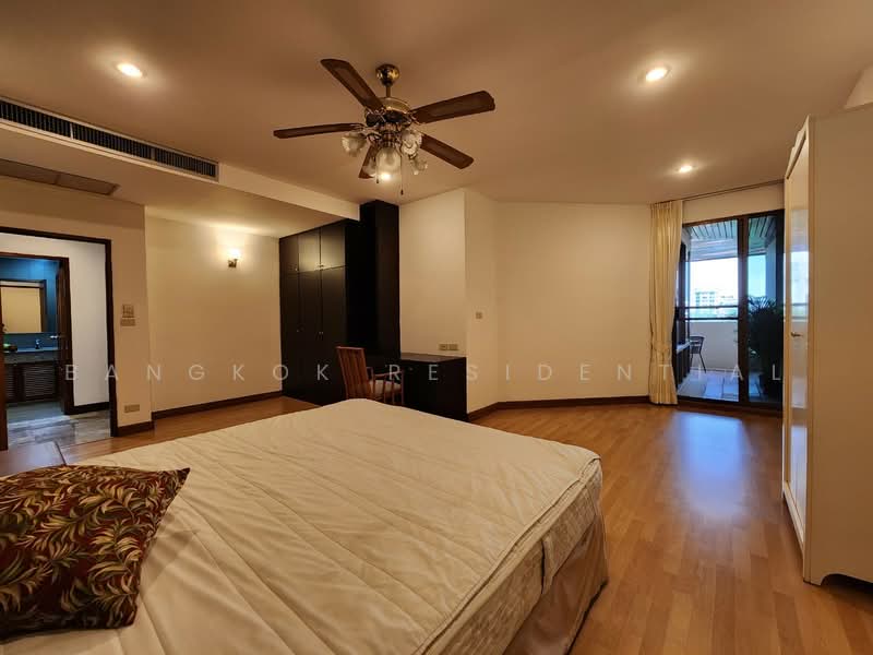 Raintree Village Apartment, Bangkok, 21 Soi Sukhumvit 41, Khlong Tan Nua, Watthana, Bangkok, 3 Bedrooms, 268 sqm, Apartment For Rent, by Bangkok Residential, 500485859 - DDproperty.com