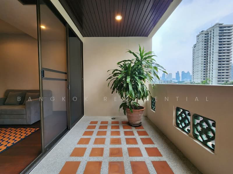 Raintree Village Apartment, Bangkok, 21 Soi Sukhumvit 41, Khlong Tan Nua, Watthana, Bangkok, 3 Bedrooms, 268 sqm, Apartment For Rent, by Bangkok Residential, 500485859 - DDproperty.com