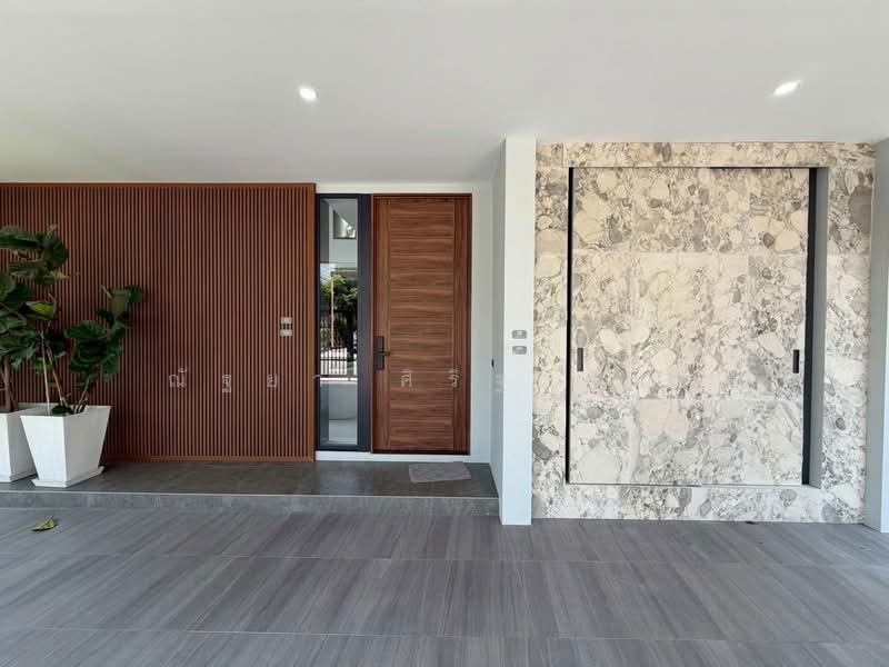 Preecha Ram 3 - Rat Phatthana, Bangkok, Saphan Sung, Bangkok, 4 Bedrooms, 453 sqm, Single Detached House For Sale, by ณัฐยา ศิริฐานนท์, 500485865 - DDproperty.com