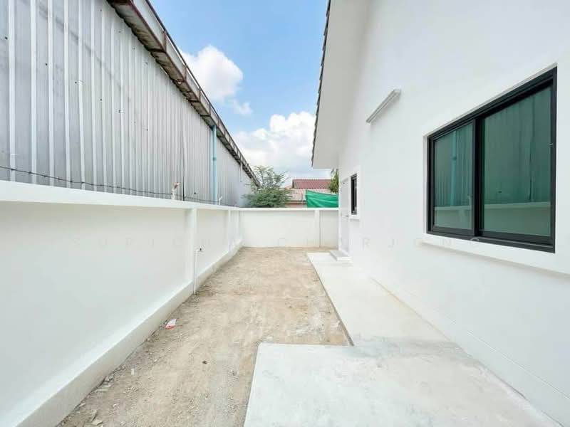 3-BR House, Chon Buri (Pattaya), Bueng, Si Racha, Chon Buri (Pattaya), 3 Bedrooms, 150 sqm, Single Detached House For Sale, by Supicha Chorjong, 500485912 - DDproperty.com