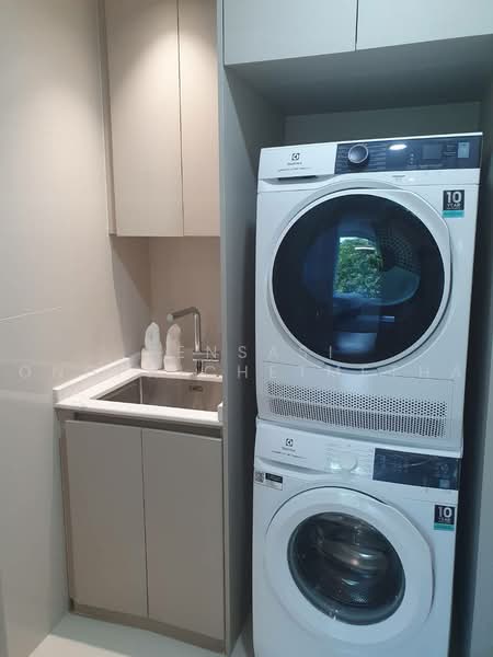GM Residence, Bangkok, Soi Ekkamai 18, Khlong Tan Nua, Watthana, Bangkok, 3 Bedrooms, 220 sqm, Apartment For Rent, by Pensasi Ongphichetmetha, 500485944 - DDproperty.com