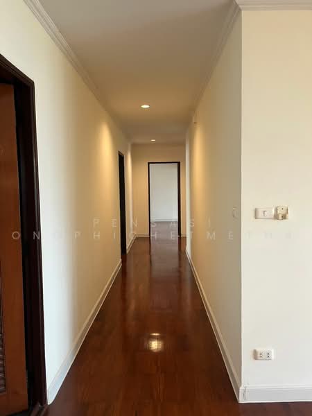 47 Le Cullinan Sukhumvit Soi 39, Bangkok, Sukhumvit, Khlong Tan Nua, Watthana, Bangkok, 4 Bedrooms, 280 sqm, Apartment For Rent, by Pensasi Ongphichetmetha, 500485978 - DDproperty.com