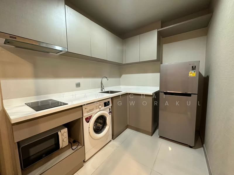 Life Ladprao, Bangkok, 992 Ladprao Road, Jom Phon, Chatuchak, Bangkok, 1 Bedroom, 36 sqm, Condo For Rent, by Thawatchai Methawongworakul, 500485979 - DDproperty.com