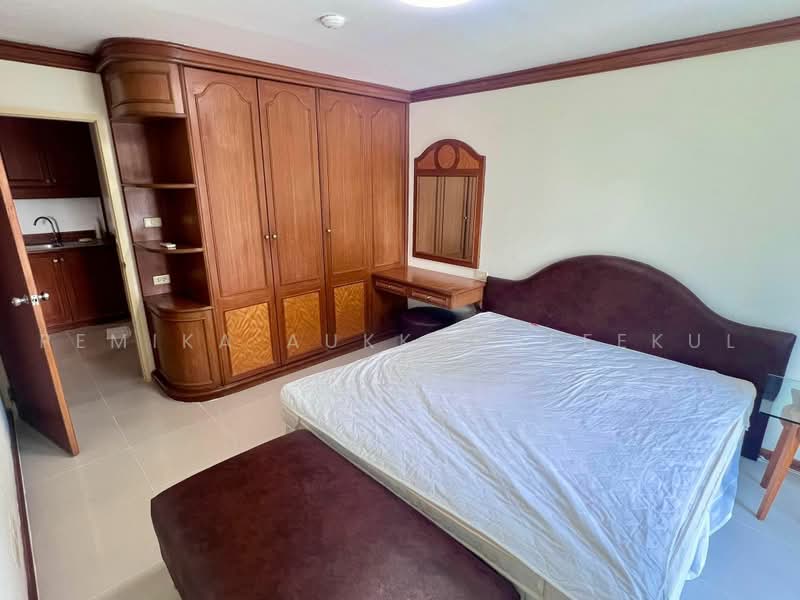 Silom Suite, Bangkok, Soi Sathorn 12, Sathorn Road, Silom, Bang Rak, Bangkok, 1 Bedroom, 52 sqm, Condo For Sale, by Pemika Aukkaraleekul, 500485998 - DDproperty.com