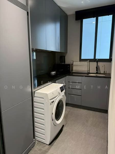 Tait Sathorn 12, Bangkok, Soi Sathorn 12, Sathorn Road, Silom, Bang Rak, Bangkok, 2 Bedrooms, 73 sqm, Condo For Rent, by Pensasi Ongphichetmetha, 500486007 - DDproperty.com