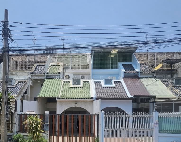 ทาวน์เฮ้าส์ 4-ห้องนอน, กรุงเทพ, บางซื่อ, กรุงเทพ, 300 ตร.ม., ทาวน์เฮ้าส์ ให้เช่า, โดย Thawatchai Methawongworakul, 500486009 - DDproperty.com