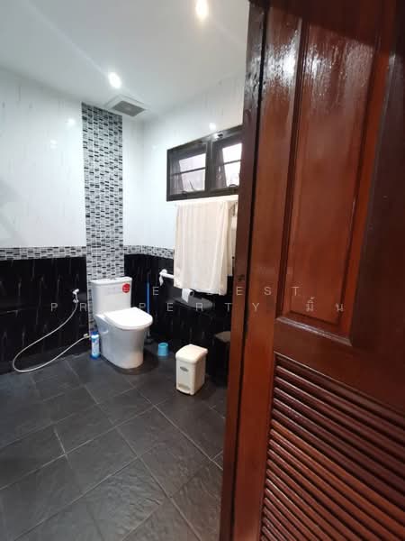 หมู่บ้านเอกมงคล ชัยพฤกษ์2, Chon Buri (Pattaya), Nong Pru, Bang Lamung (Pattaya), Chon Buri (Pattaya), 3 Bedrooms, 250 sqm, Single Detached House For Sale, by The Best Property มิ้น, 500486038 - DDproperty.com