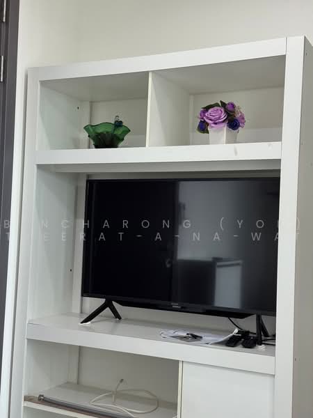 The Base Park East Sukhumvit 77, Bangkok, 99 Soi Pridi Banomyong 2, Phra Kanong Nua, Watthana, Bangkok, 1 Bedroom, 30 sqm, Condo For Rent, by Bencharong (Yok) Treerat-a-na-wat, 500486042 - DDproperty.com