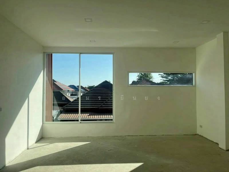ขายทาวน์โฮม อ.เมืองเชียงใหม่, Chiang Mai, Mae Hia, Muang Chiang Mai, Chiang Mai, 2 Bedrooms, 130 sqm, Townhouse For Sale, by Armon Yuenyong, 500486066 - DDproperty.com