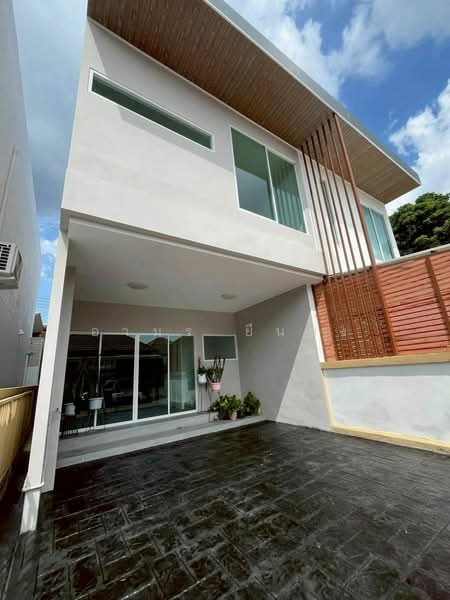 ขายทาวน์โฮม อ.เมืองเชียงใหม่, Chiang Mai, Mae Hia, Muang Chiang Mai, Chiang Mai, 2 Bedrooms, 130 sqm, Townhouse For Sale, by Armon Yuenyong, 500486066 - DDproperty.com