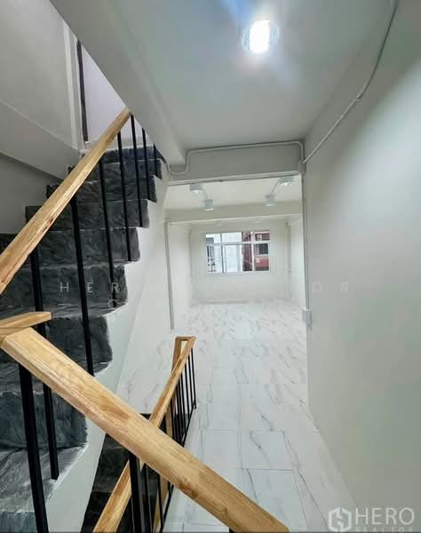 For Rent Shophouse 180 sq.m. near BTS Saint Louis Sathon, Bangkok HRE01209, Bangkok, Yan Nawa, Sathon, Bangkok, , 180 sqm, Shophouse For Rent, by Hero Realtor Co., Ltd., 500486078 - DDproperty.com