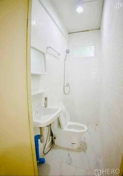 For Rent Shophouse 180 sq.m. near BTS Saint Louis Sathon, Bangkok HRE01209, Bangkok, Yan Nawa, Sathon, Bangkok, , 180 sqm, Shophouse For Rent, by Hero Realtor Co., Ltd., 500486078 - DDproperty.com