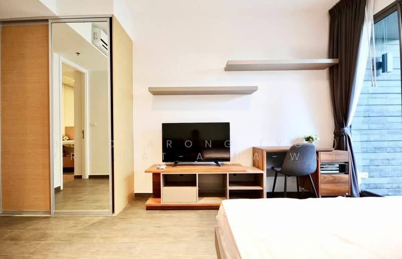 The Lofts Ekkamai, Bangkok, 1415 Sukhumvit Road, Phra Kanong Nua, Watthana, Bangkok, Studio, 35 sqm, Condo For Rent, by Bencharong (Yok) Treerat-a-na-wat, 500486083 - DDproperty.com