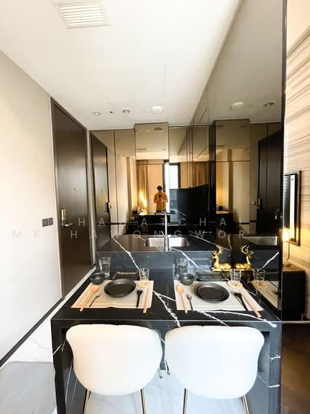 The Esse Sukhumvit 36, Bangkok, Soi Sukhumvit 36, Sukhumvit Road, Phra Kanong, Khlong Toei, Bangkok, 1 Bedroom, 39 sqm, Condo For Rent, by Thawatchai Methawongworakul, 500486085 - DDproperty.com