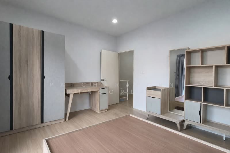 Baan Klang Muang Sukhumvit 77, Bangkok, Soi On Nut 17, Suan Luang, Bangkok, 3 Bedrooms, 178 sqm, Townhouse For Sale, by Patcharaporn Binsorlae, 500486116 - DDproperty.com