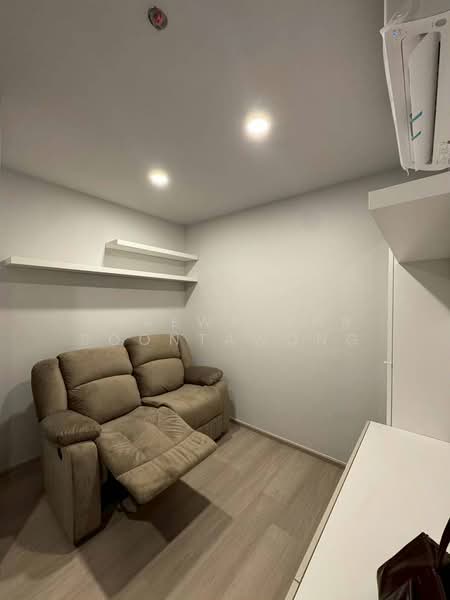Aspire Onnut Station, Bangkok, Sukhumvit Road, Phra Kanong, Khlong Toei, Bangkok, 1 Bedroom, 31 sqm, Condo For Rent, by Praewpakar Soontawong, 500486149 - DDproperty.com