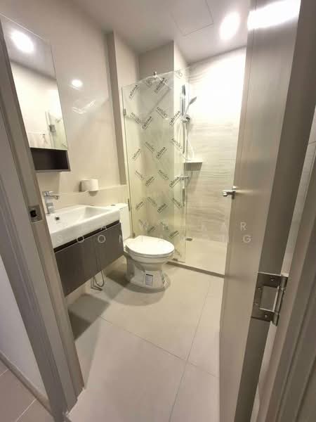 Aspire Onnut Station, Bangkok, Sukhumvit Road, Phra Kanong, Khlong Toei, Bangkok, 1 Bedroom, 31 sqm, Condo For Rent, by Praewpakar Soontawong, 500486149 - DDproperty.com