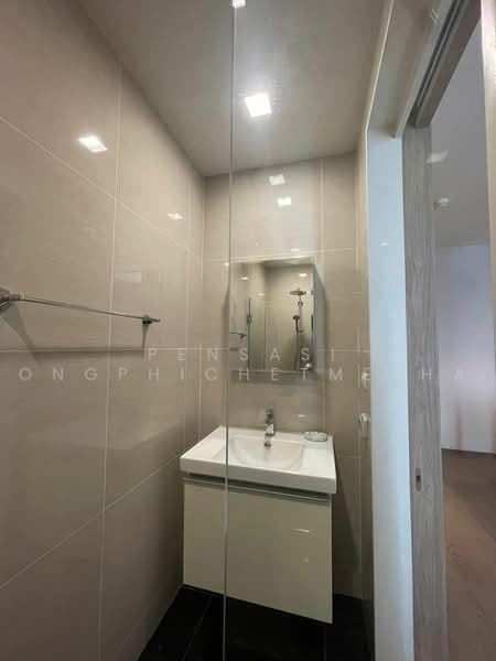 Park Origin Phrom Phong (Park 24), Bangkok, 68 Soi Sukhumvit 24, Khong Tan, Khlong Toei, Bangkok, 1 Bedroom, 50 sqm, Condo For Rent, by Pensasi Ongphichetmetha, 500486180 - DDproperty.com