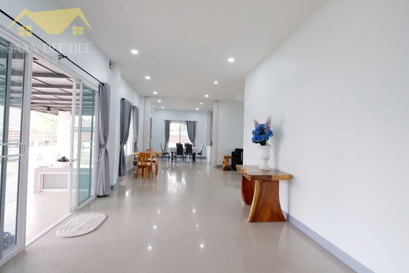 บ้านให้เช่า – ใกล้โรงเรียนนานาชาติปัญญาเด่น เพียง 10 นาที ค่าเช่า 22,000 บาท / เดือน No.14H052, เชียงใหม่, หางดง, เชียงใหม่, 200 ตร.ม., บ้านเดี่ยว ให้เช่า, โดย Baandeedee Chiangmai, 500486193 - DDproperty.com