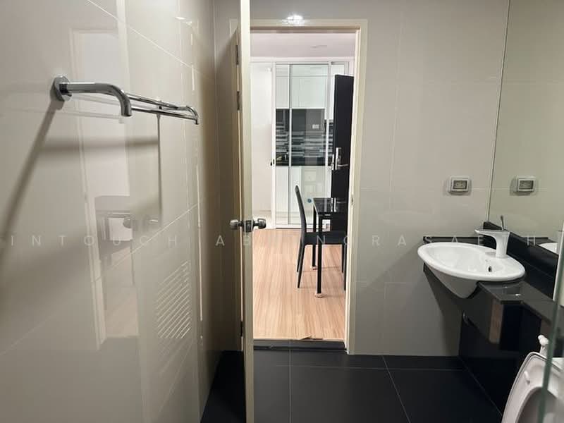 Chateau In Town Rama 8, Bangkok, Arun Amarin Road, Bang Yi Khan, Bang Phlat, Bangkok, 1 Bedroom, 36 sqm, Condo For Sale, by Intouch Abhinorasaeth, 500486216 - DDproperty.com