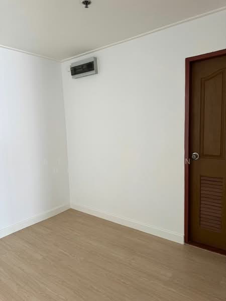 Masterview Executive Place, Bangkok, Chareonnakorn, Bang Lam Phu Lang, Khlong San, Bangkok, 1 Bedroom, 86 sqm, Condo For Sale, by Patcharaporn Binsorlae, 500486253 - DDproperty.com