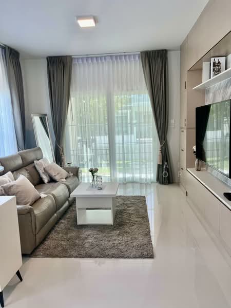 undefined, Bangkok, Bang Na Tai, Bang Na, Bangkok, 3 Bedrooms, 200 sqm, Single Detached House For Rent, by Thawatchai Methawongworakul, 500486260 - DDproperty.com