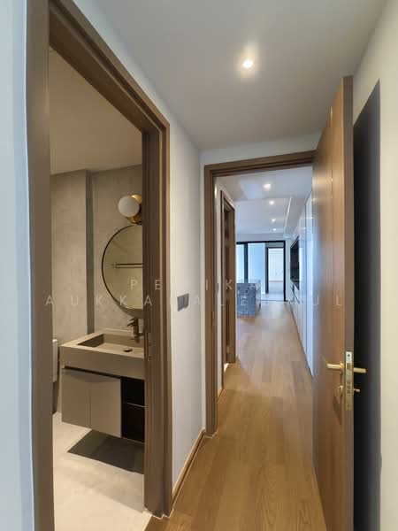 Via 34, Bangkok, 15 Soi Sukhumvit 34, Khong Tan, Khlong Toei, Bangkok, 2 Bedrooms, 103 sqm, Condo For Sale, by Pemika Aukkaraleekul, 500486262 - DDproperty.com