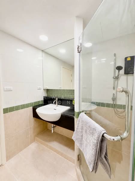 Centric Scene Sukhumvit 64, Bangkok, Soi Sukhumvit 64, Bang Na, Bangkok, 1 Bedroom, 41 sqm, Condo For Sale, by Thawatchai Methawongworakul, 500486266 - DDproperty.com