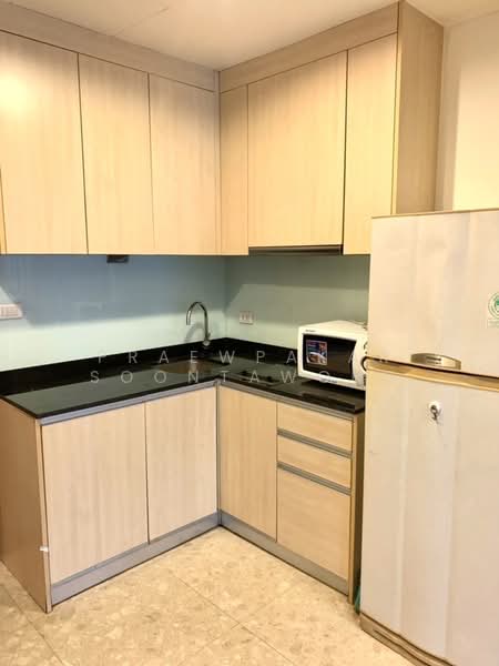 Sathorn Gardens, Bangkok, 39 South Sathorn Road, Thung Maha Mek, Sathon, Bangkok, 1 Bedroom, 40 sqm, Condo For Rent, by Praewpakar Soontawong, 500486270 - DDproperty.com