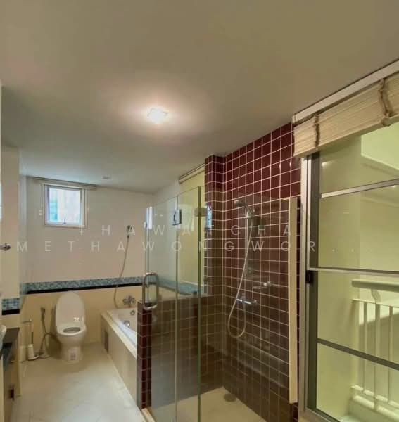 Citi Smart Sukhumvit 18, Bangkok, 366 Soi Sukhumvit 18, Sukhumvit Road, Khlong Toei, Bangkok, 3 Bedrooms, 125 sqm, Condo For Rent, by Thawatchai Methawongworakul, 500486305 - DDproperty.com