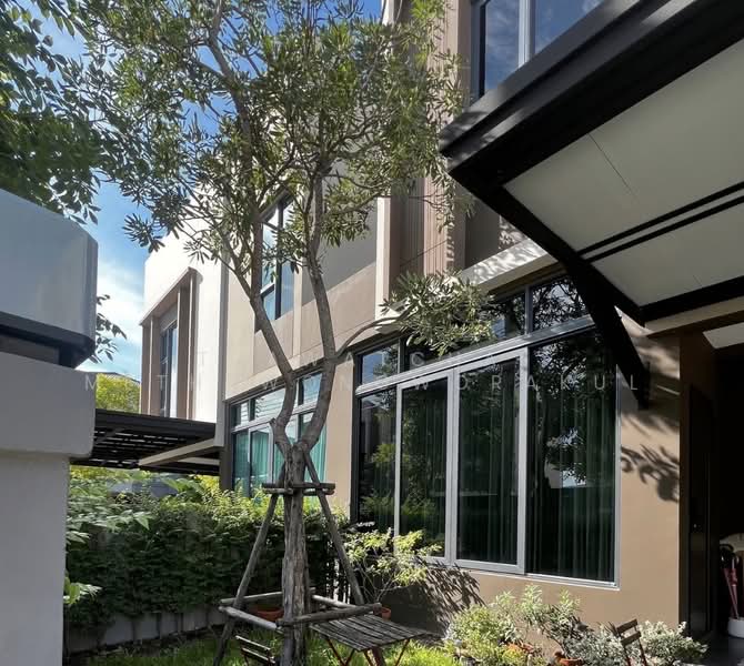 Baan Klang Muang The Edition Sukhumvit-Onnut, Bangkok, Soi On Nut, Prawet, Bangkok, 3 Bedrooms, 153 sqm, Semi-Detached House (Twin House) For Sale, by Thawatchai Methawongworakul, 500486326 - DDproperty.com