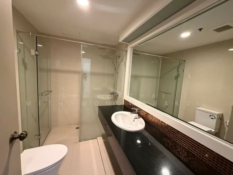 G.P. Grande Tower, Bangkok, 55 Sukhumvit 23, Khlongtoei Nua, Watthana, Bangkok, 3 Bedrooms, 220 sqm, Apartment For Rent, by Thawatchai Methawongworakul, 500486338 - DDproperty.com