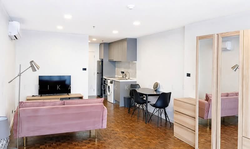 Sukhumvit Suite, Bangkok, 19 Soi Sukhumvit 13, Khlongtoei Nua, Watthana, Bangkok, Studio, 39 sqm, Condo For Sale, by Pemika Aukkaraleekul, 500486375 - DDproperty.com