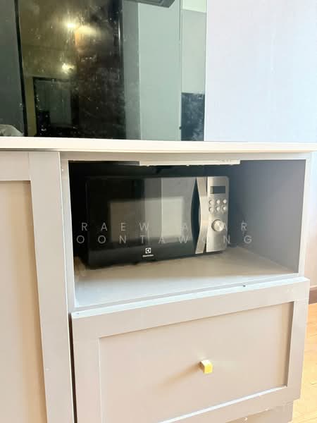 Beyond Sukhumvit, Bangkok, Soi Sanphawut 2, Sanphawut Road, Bang Na, Bangkok, 1 Bedroom, 39 sqm, Condo For Rent, by Praewpakar Soontawong, 500486453 - DDproperty.com