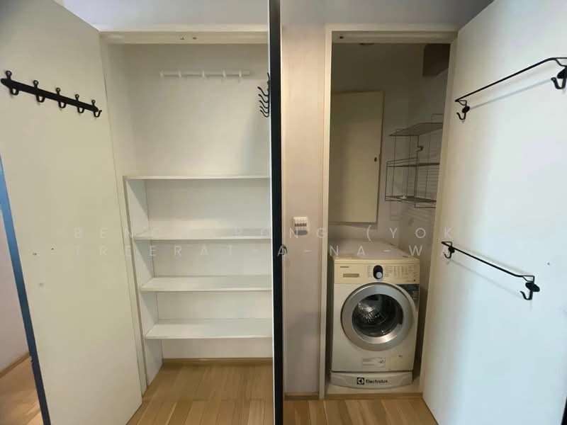 Siri At Sukhumvit, Bangkok, 902 Sukhumvit Road, Phra Kanong, Khlong Toei, Bangkok, 2 Bedrooms, 70 sqm, Condo For Rent, by Bencharong (Yok) Treerat-a-na-wat, 500486456 - DDproperty.com