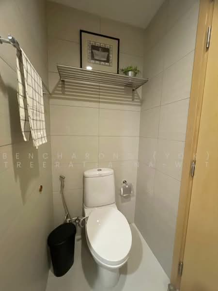 Siri At Sukhumvit, Bangkok, 902 Sukhumvit Road, Phra Kanong, Khlong Toei, Bangkok, 2 Bedrooms, 70 sqm, Condo For Rent, by Bencharong (Yok) Treerat-a-na-wat, 500486456 - DDproperty.com