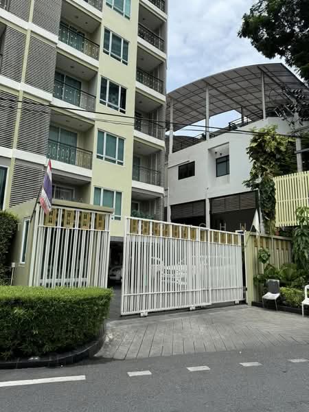 The Crest Sukhumvit 24, Bangkok, Soi Methi Niwet, Khong Tan, Khlong Toei, Bangkok, 2 Bedrooms, 67 sqm, Condo For Sale, by Thiti Boonchurn, 500486464 - DDproperty.com