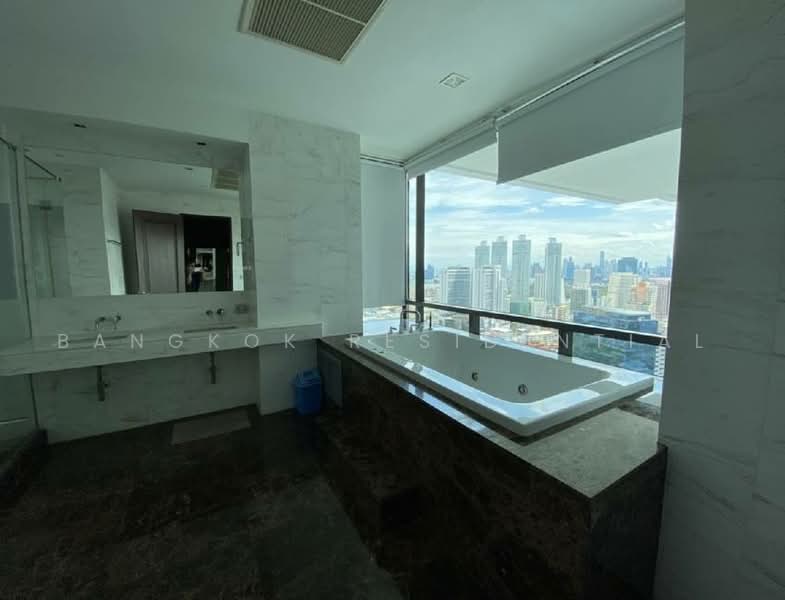 Le Raffine Sukhumvit 39, Bangkok, Soi Sukhumvit 39, Khlong Tan Nua, Watthana, Bangkok, 3 Bedrooms, 396 sqm, Condo For Rent, by Bangkok Residential, 500486488 - DDproperty.com