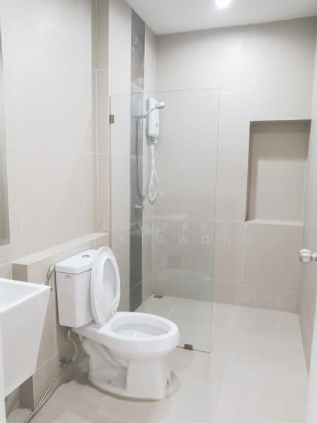 Happy Condo Ladprao 101, Bangkok, Ladprao Road, Wang Thonglang, Bangkok, 1 Bedroom, 38 sqm, Condo For Rent, by Praewpakar Soontawong, 500486502 - DDproperty.com
